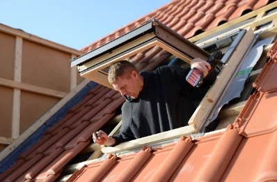 Pose de fenêtres de toit Velux à Blannay